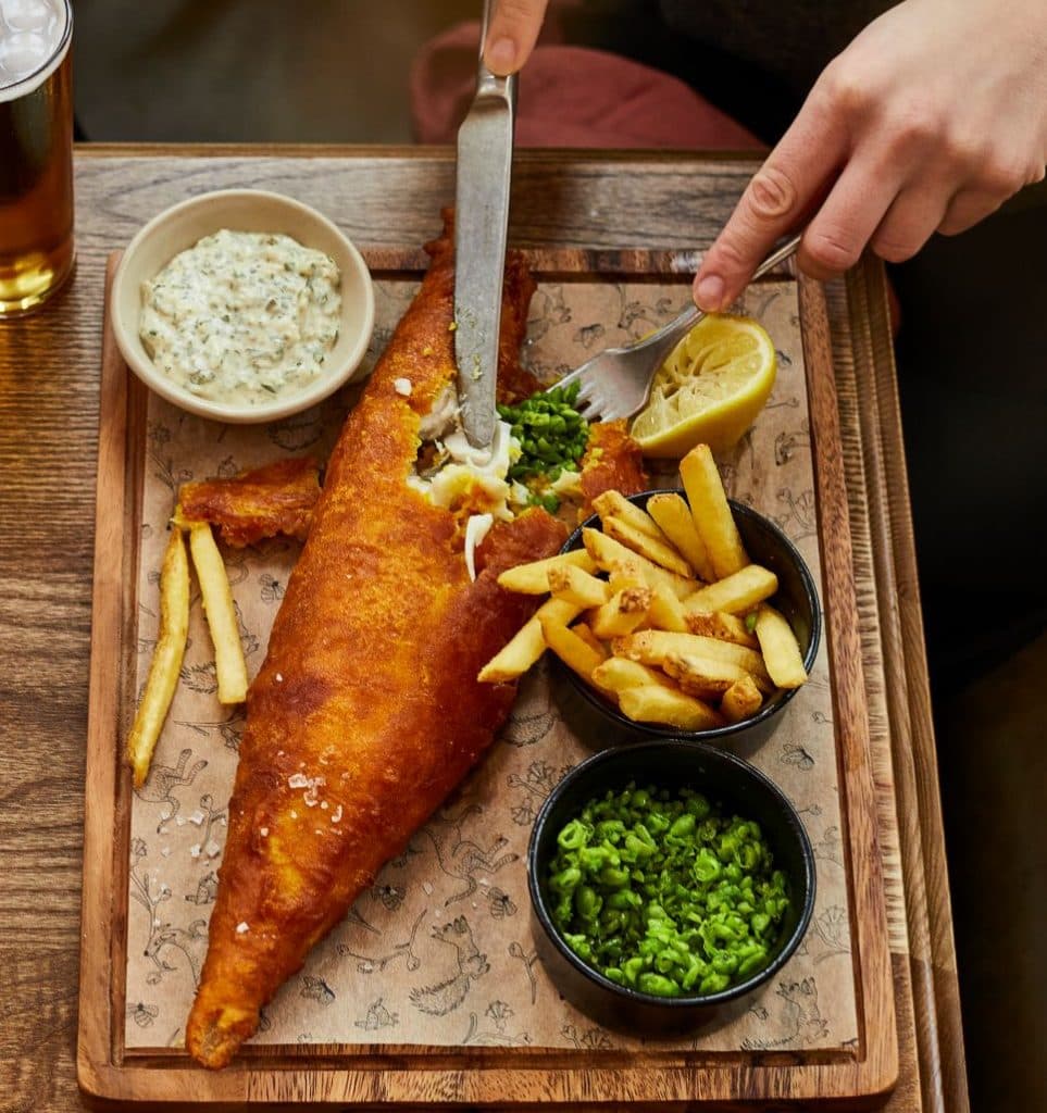 Cover Image for Complimentary Fizz when you order Fish and Chips at The White Hart!