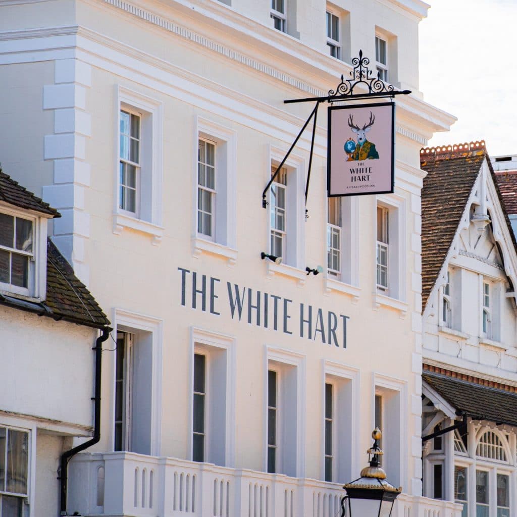 the-white-hart-lewes-exterior